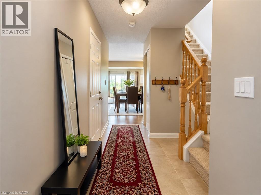 753 GRAND BANKS Drive, Waterloo — photo 3