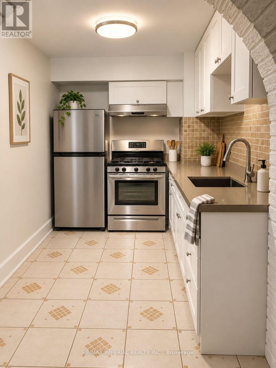 LOWER UNIT - 462 FERGO AVENUE, Mississauga (Cooksville) — photo 4