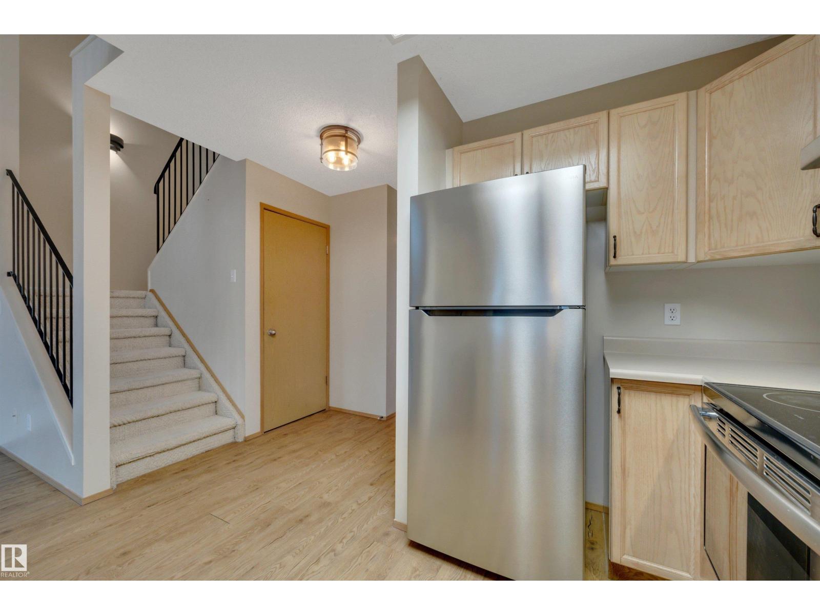 7557 188 ST NW - 16