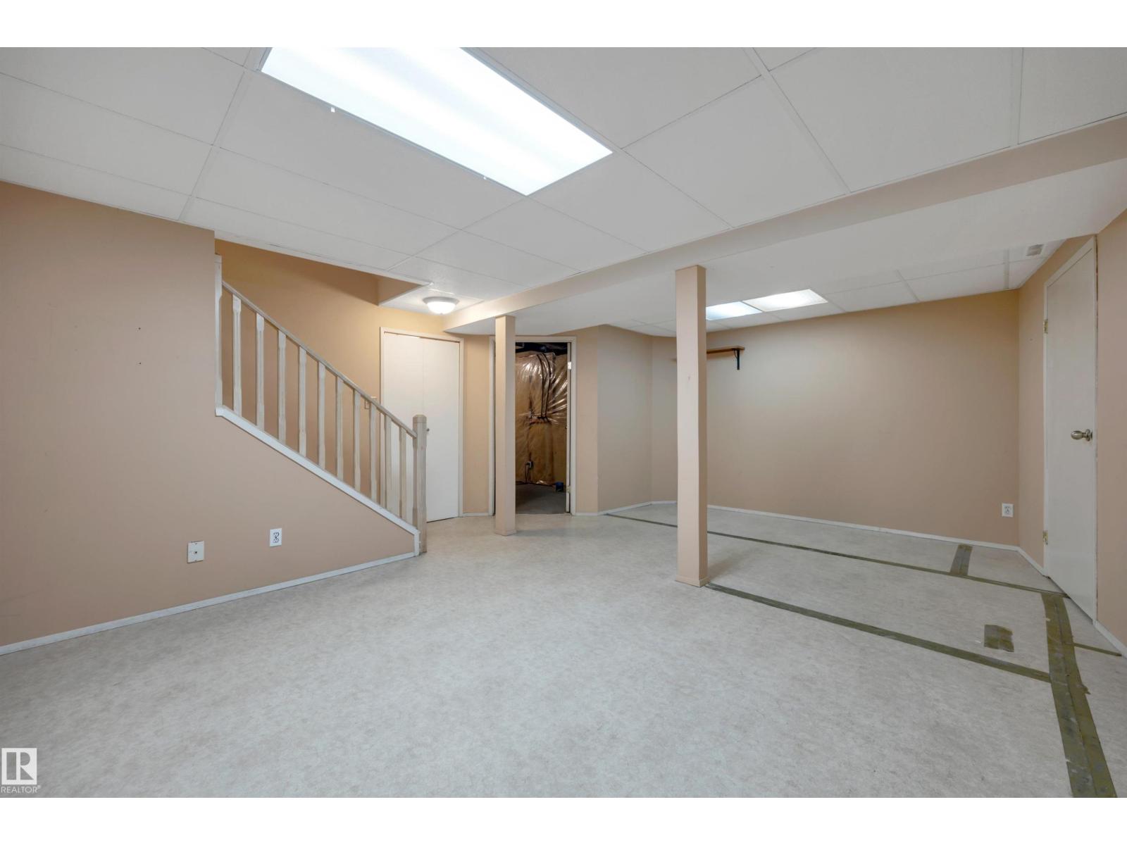 7557 188 ST NW - Image 38