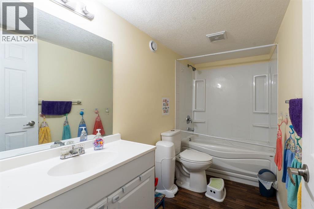 48 Skyview Point Terrace NE - 27