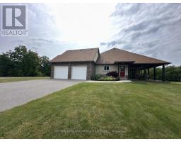 Bedroom 3 - 2700 Bridge Street, Fort Erie, ON L0S1N0 Photo 6