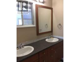 Laundry room - 2457 22a Street Nw, Calgary, AB T2M3X8 Photo 7