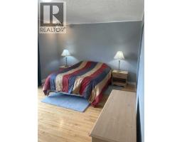5pc Bathroom - 2457 22a Street Nw, Calgary, AB T2M3X8 Photo 6