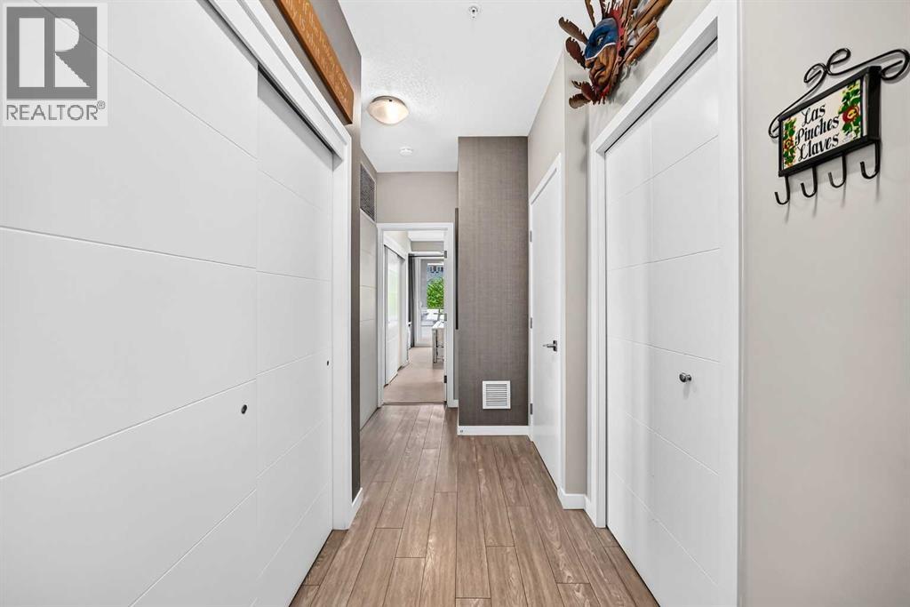 201, 122 Mahogany Centre SE, Calgary — photo 3