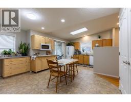 8, 135 Jerry Potts Boulevard W, Lethbridge, AB T1K6H2 Photo 12