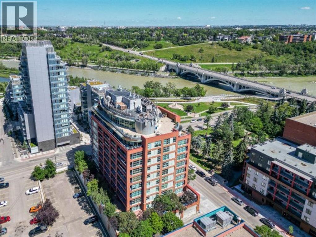 902, 205 Riverfront Avenue SW, Calgary, Alberta, T2P5K4