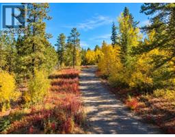 68 Elk Road, Whitehorse North, YT Y1A6M8 Photo 11