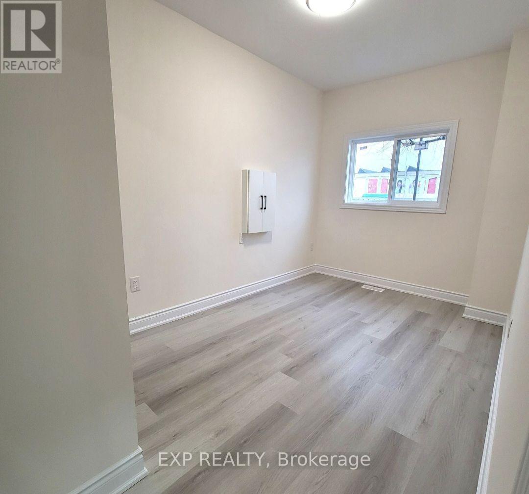 3 - 69 VINE STREET, St. Catharines (E. Chester) — photo 2