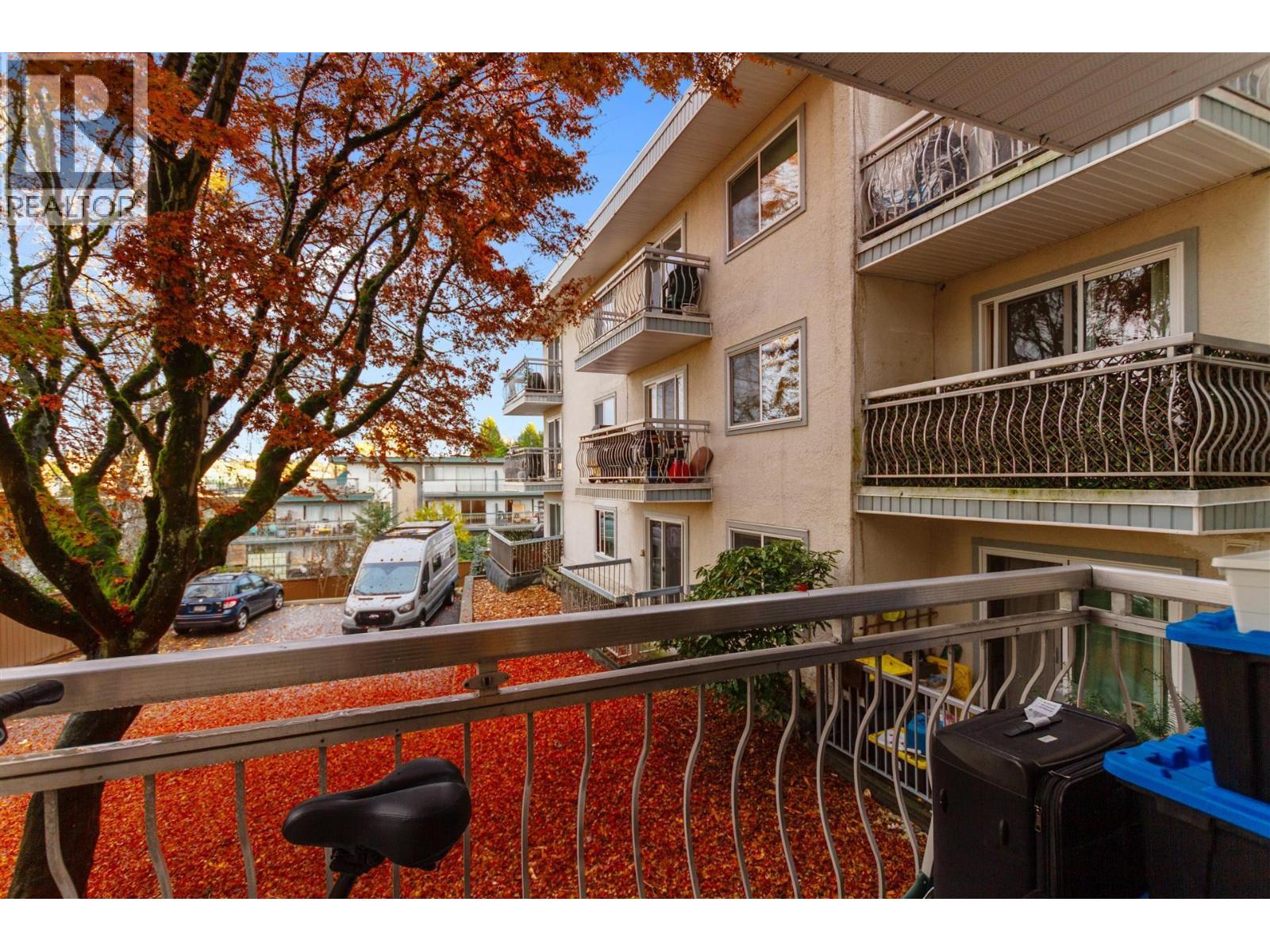 213 711 E 6TH AVENUE, Vancouver