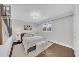 61 Golfwood Heights, Toronto, ON M9P3L8 Photo 32