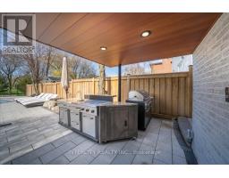 61 Golfwood Heights, Toronto, ON M9P3L8 Photo 45
