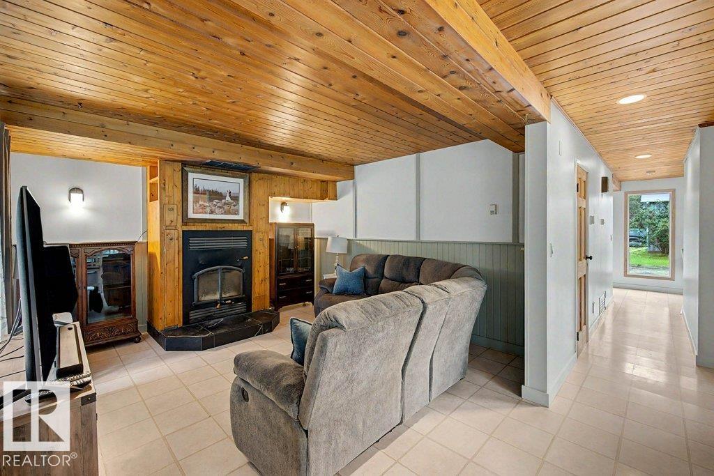 #12 – 53223 Rge Road 34, Highland Acres I — photo 21 of 30: Property photo