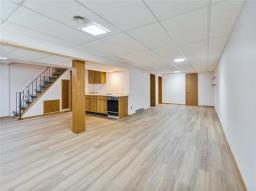 2 Ashern Road, Winnipeg, MB R2Y1G9 Photo 34