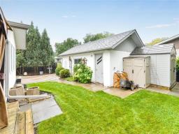 2 Ashern Road, Winnipeg, MB R2Y1G9 Photo 43