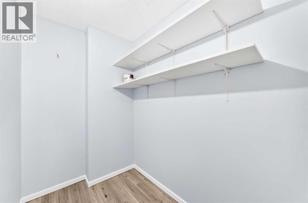 #517 5 Berkeley Place W - Image 16