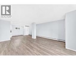 517, 5 Berkeley Place W - photo 5
