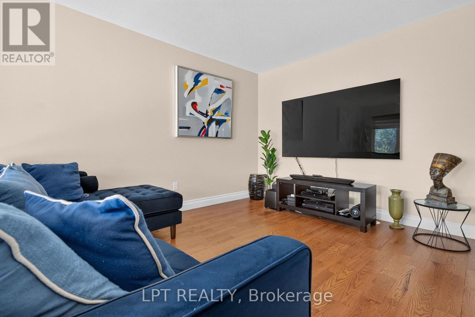 166 SUNSHINE CRESCENT, Ottawa — photo 7