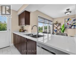 Laundry room - 166 Sunshine Crescent, Ottawa, ON K4A0V3 Photo 9