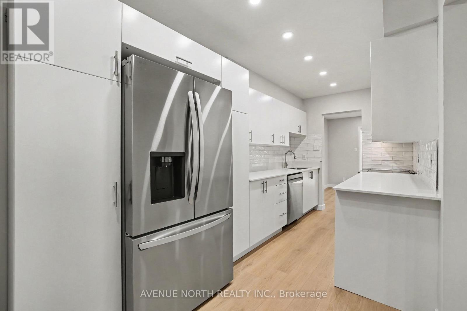 85 BIRMINGHAM PRIVATE N, Ottawa. Luxury613. By Peter Sagos - Image 14