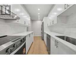 85 Birmingham Private N, Ottawa, ON K2H9P2 Photo 11