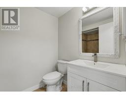 85 Birmingham Private N, Ottawa, ON K2H9P2 Photo 25