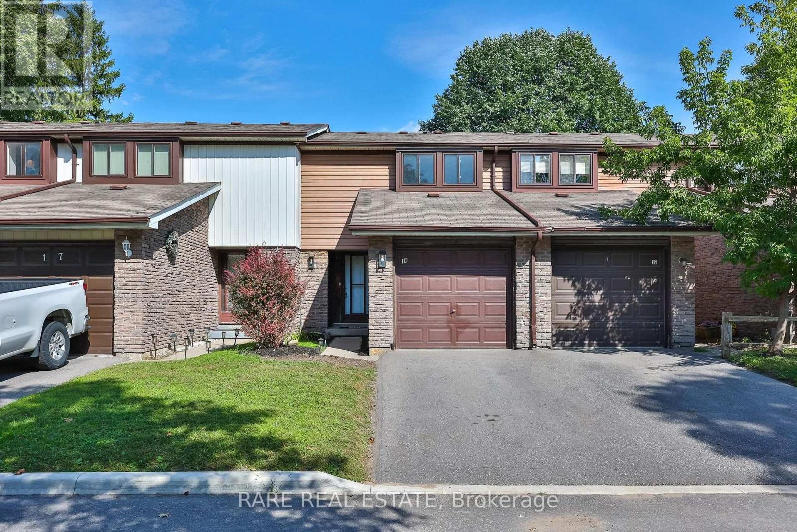 18 - 221 ORMOND DRIVE, Oshawa (Samac)