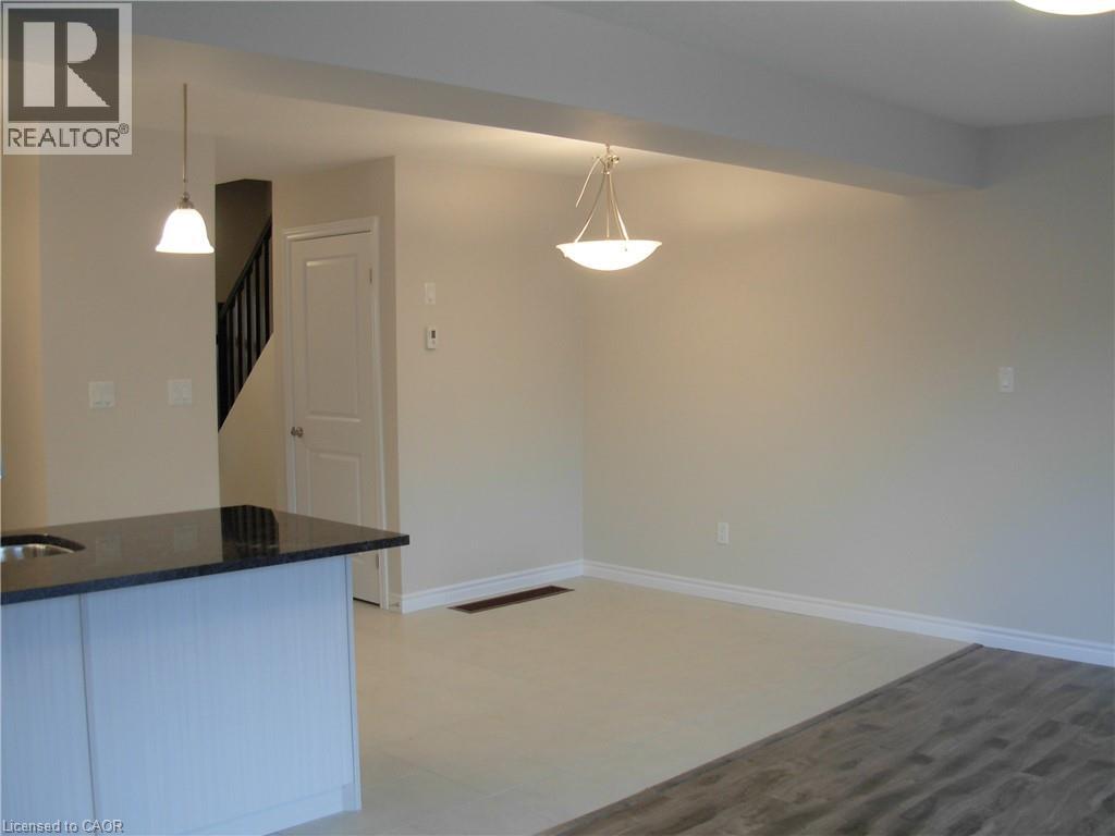 54 ELIZA Avenue, Kitchener — photo 3