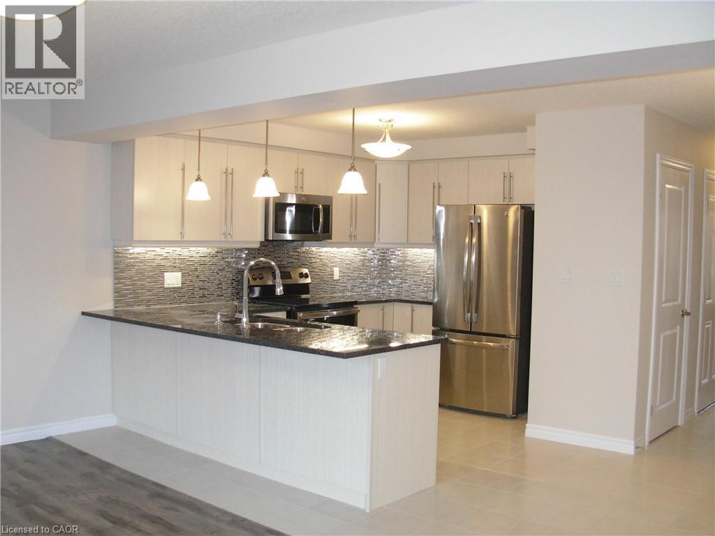 54 ELIZA Avenue, Kitchener — photo 4