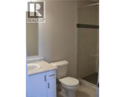 3pc Bathroom - 54 Eliza Avenue, Kitchener, ON N2E0C1 Photo 10