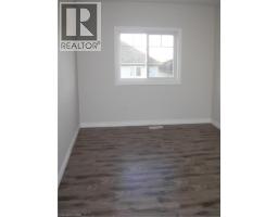 Kitchen - 54 Eliza Avenue, Kitchener, ON N2E0C1 Photo 9