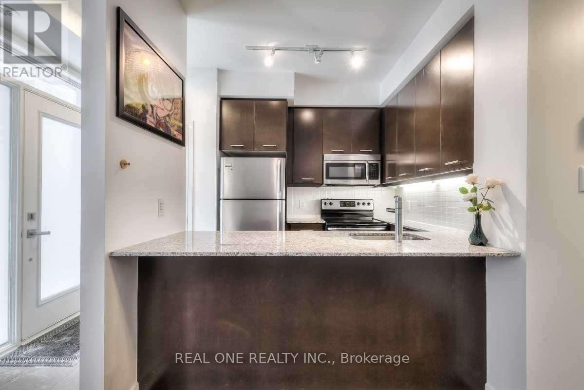 TH23 C - 370 SQUARE ONE DRIVE, Mississauga (City Centre) — photo 4