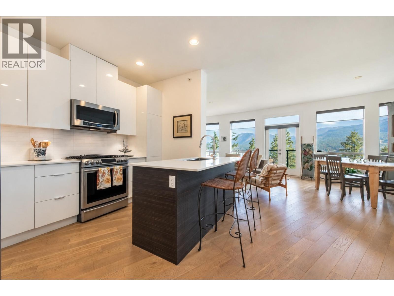 302 5780 MARINE WAY, Sechelt — photo 7