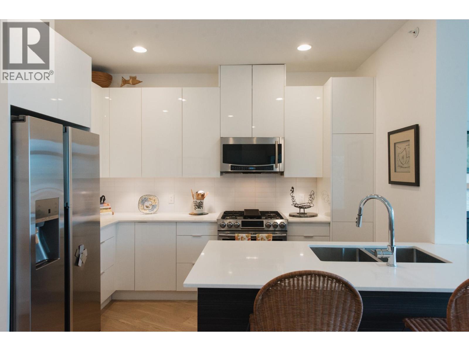 302 5780 MARINE WAY, Sechelt — photo 8
