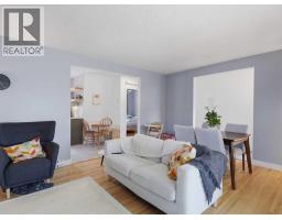 Living room - 4137 40 Street, Red Deer, AB T4N1A5 Photo 6