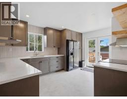 4137 40 Street, Red Deer, AB T4N1A5 Photo 10