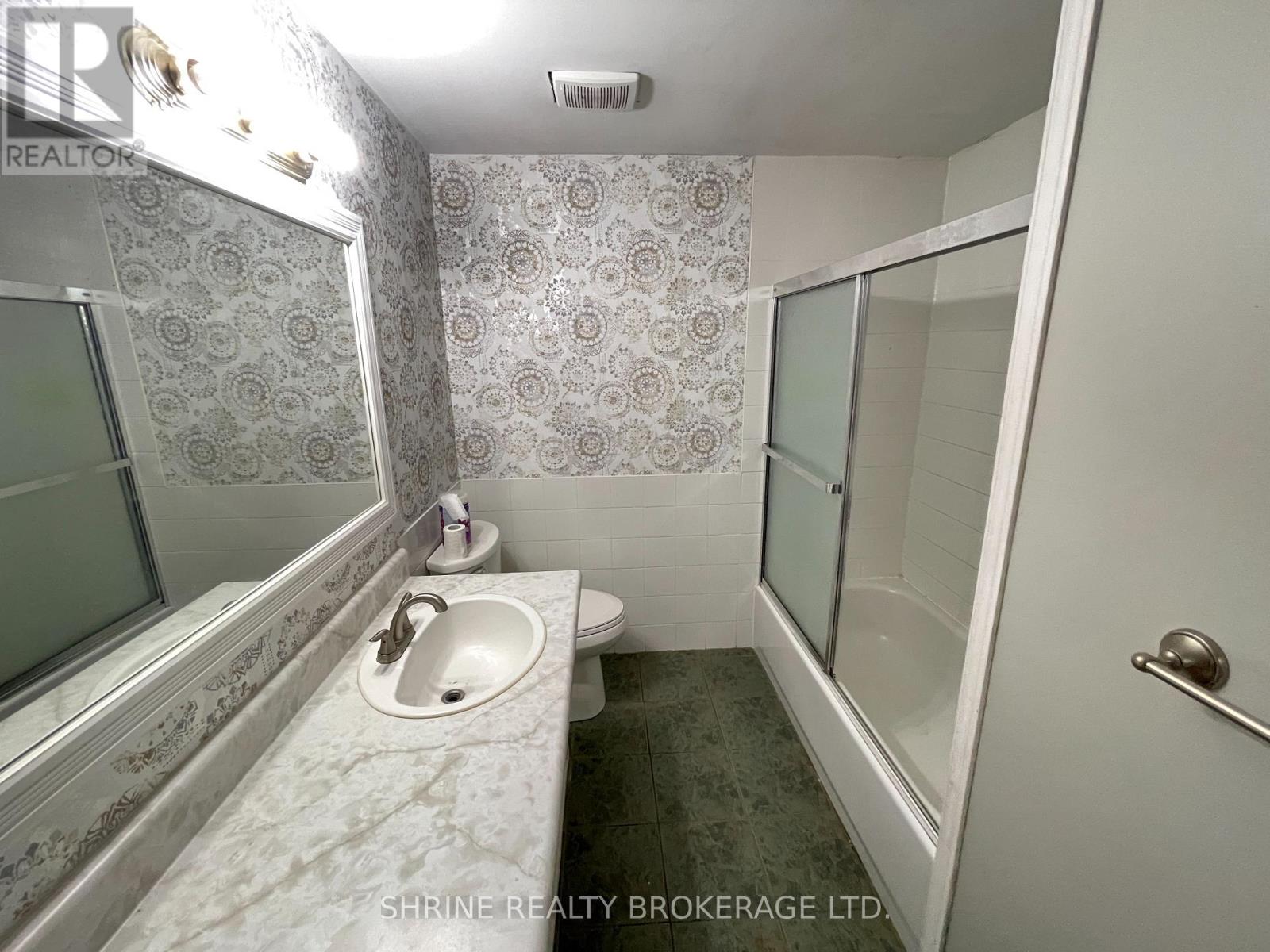 98 MONMORE ROAD, London North (North F) — photo 8