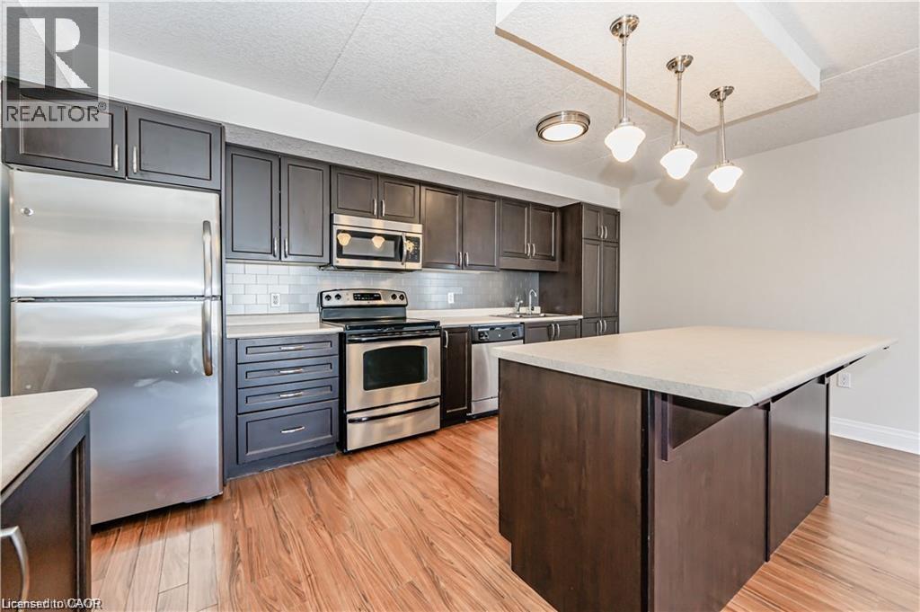 776 LAURELWOOD Drive Unit# 711, Waterloo — photo 3