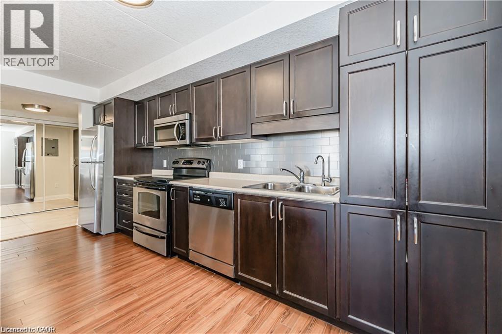 776 LAURELWOOD Drive Unit# 711, Waterloo — photo 4