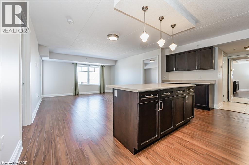 776 LAURELWOOD Drive Unit# 711, Waterloo — photo 5