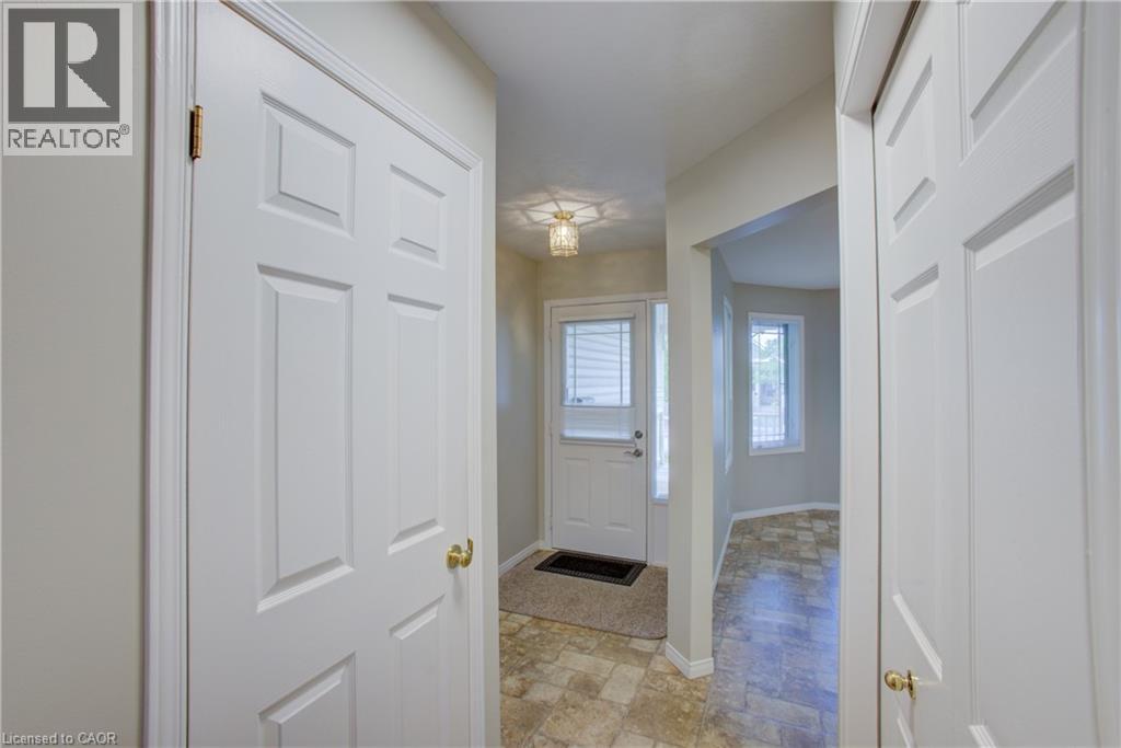 50 MIDLAND Drive Unit# 6, Kitchener — photo 5
