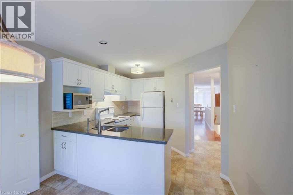 50 MIDLAND Drive Unit# 6, Kitchener — photo 8