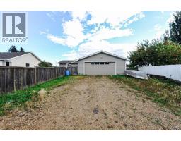 210 Gregory Street, New Norway, AB T0B3L0 Photo 22