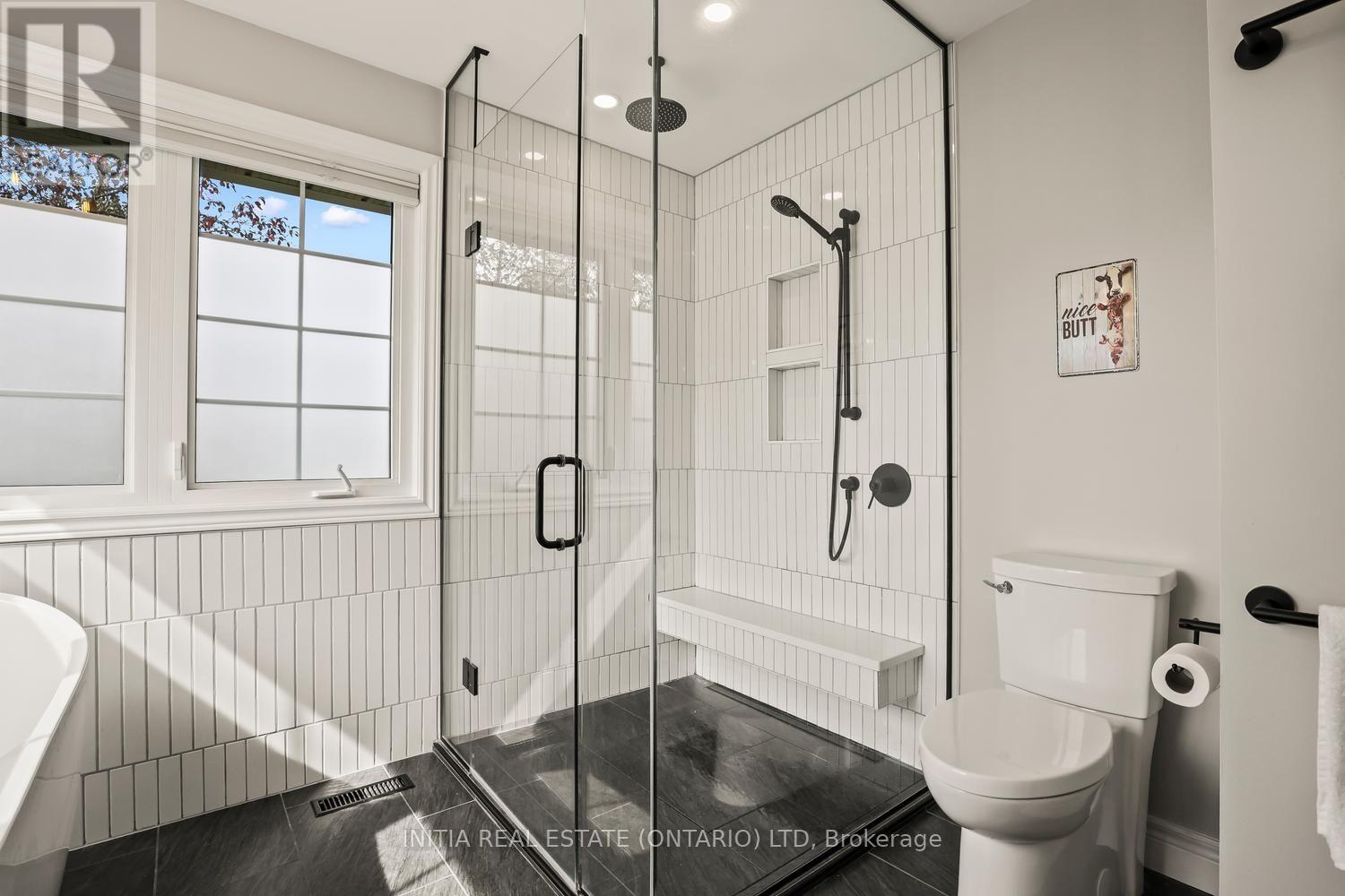82 MASONVILLE CRESCENT - 28