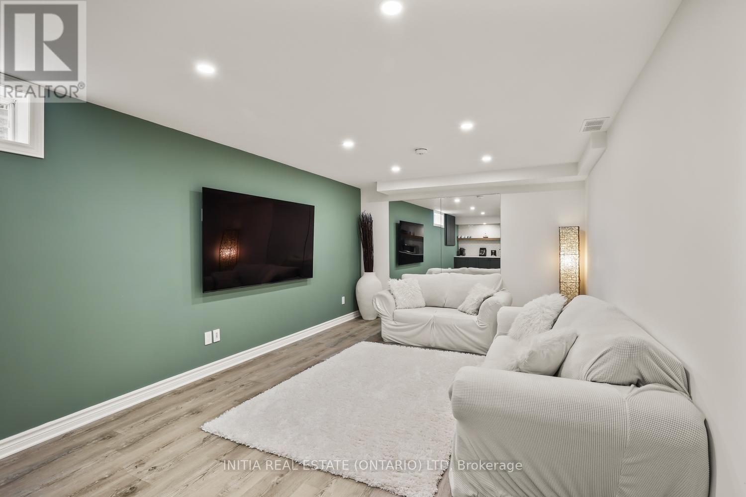 82 MASONVILLE CRESCENT - 36