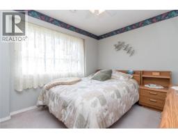 851 Breakwater Rd, French Creek, BC V9P1Z8 Photo 20