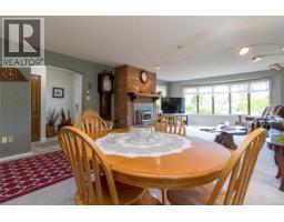 Dining room - 851 Breakwater Rd, French Creek, BC V9P1Z8 Photo 11