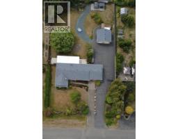 851 Breakwater Rd, French Creek, BC V9P1Z8 Photo 45