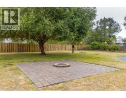 851 Breakwater Rd, French Creek, BC V9P1Z8 Photo 34