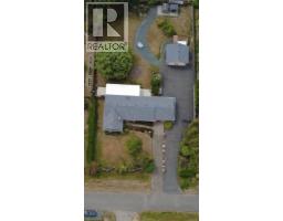 851 Breakwater Rd, French Creek, BC V9P1Z8 Photo 42